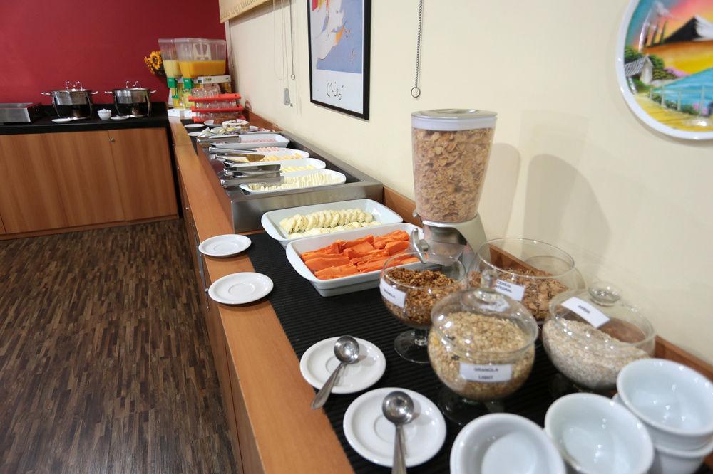 Hotel Dan Inn Sao Carlos By Nacional Inn Bagian luar foto