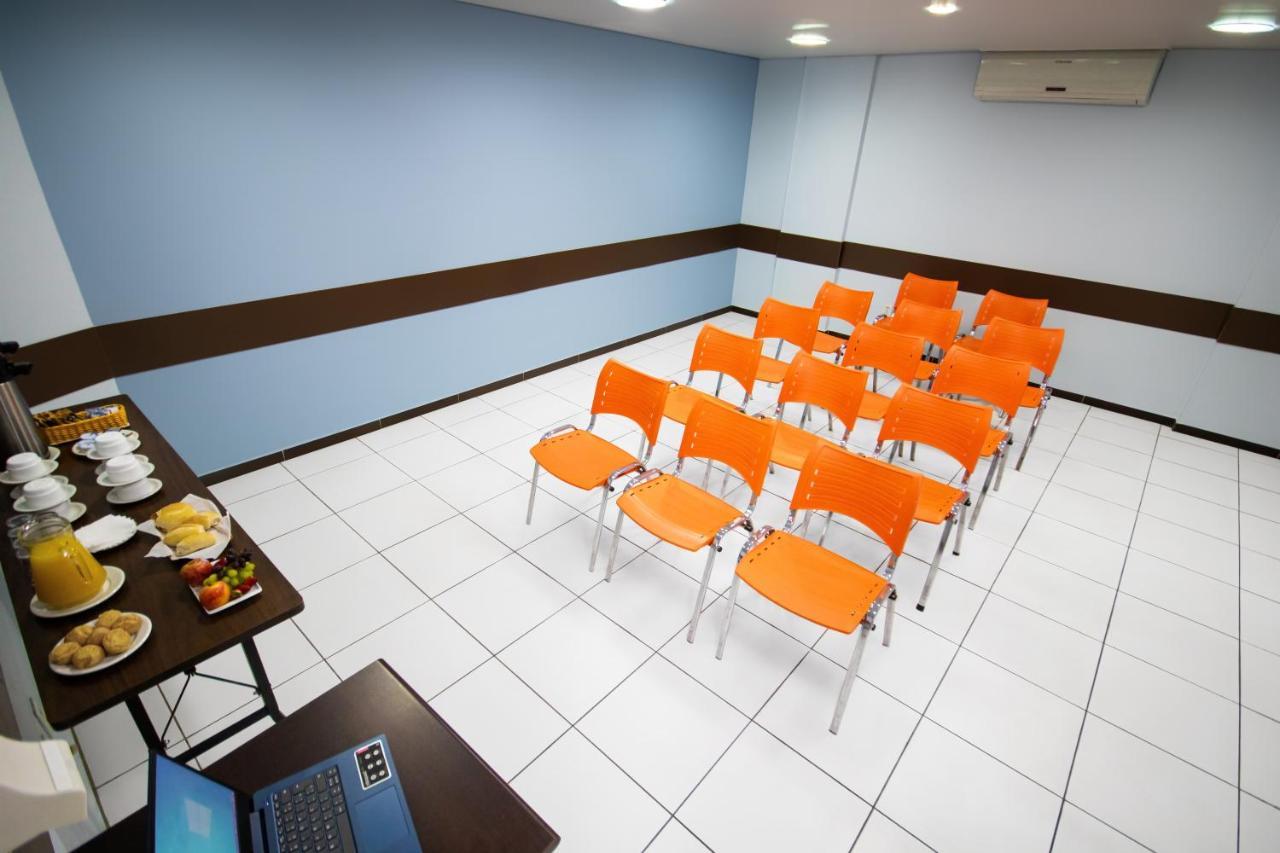 Hotel Dan Inn Sao Carlos By Nacional Inn Bagian luar foto
