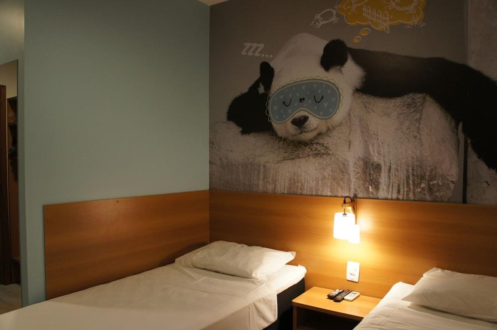 Hotel Dan Inn Sao Carlos By Nacional Inn Bagian luar foto