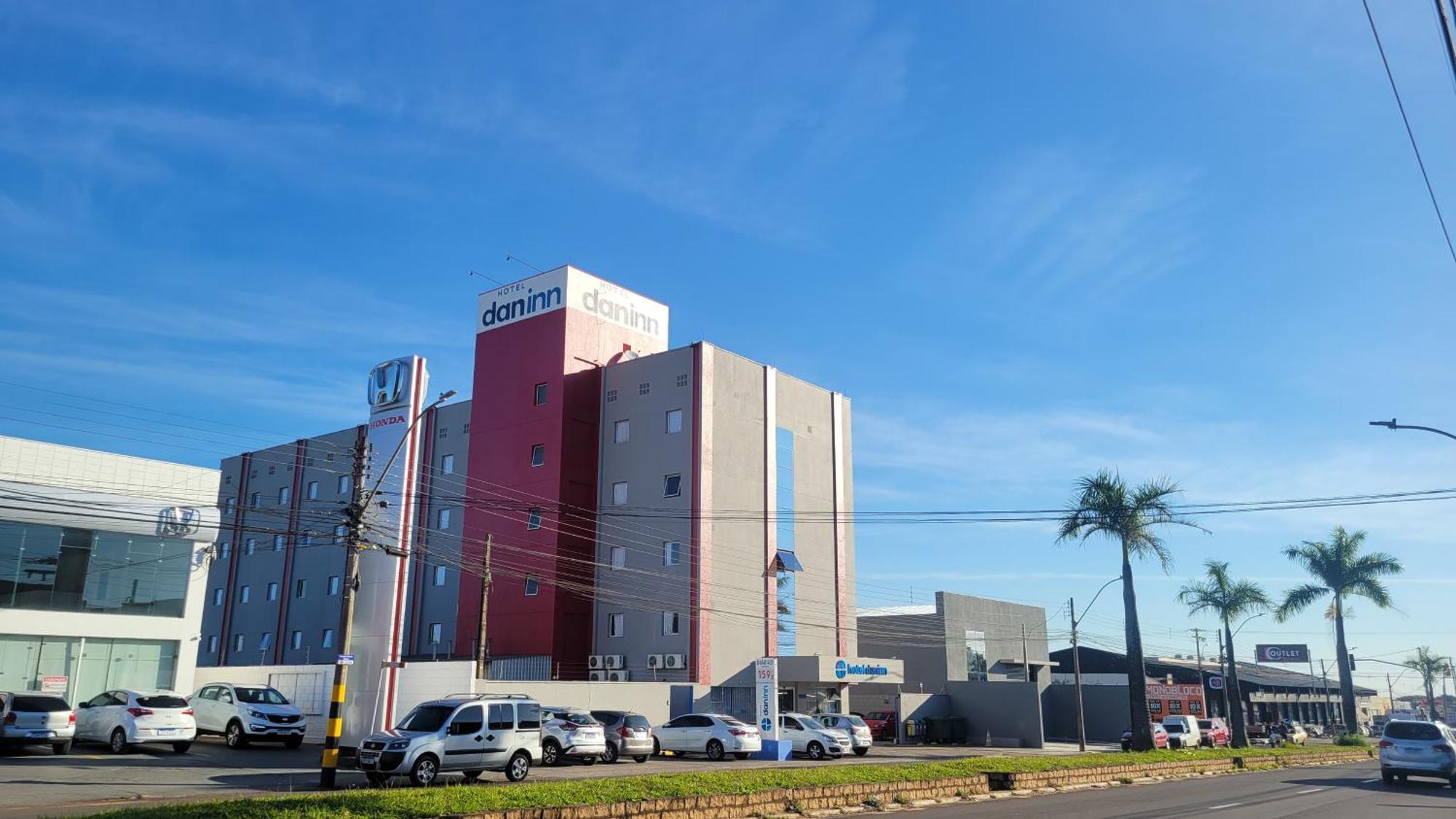 Hotel Dan Inn Sao Carlos By Nacional Inn Bagian luar foto