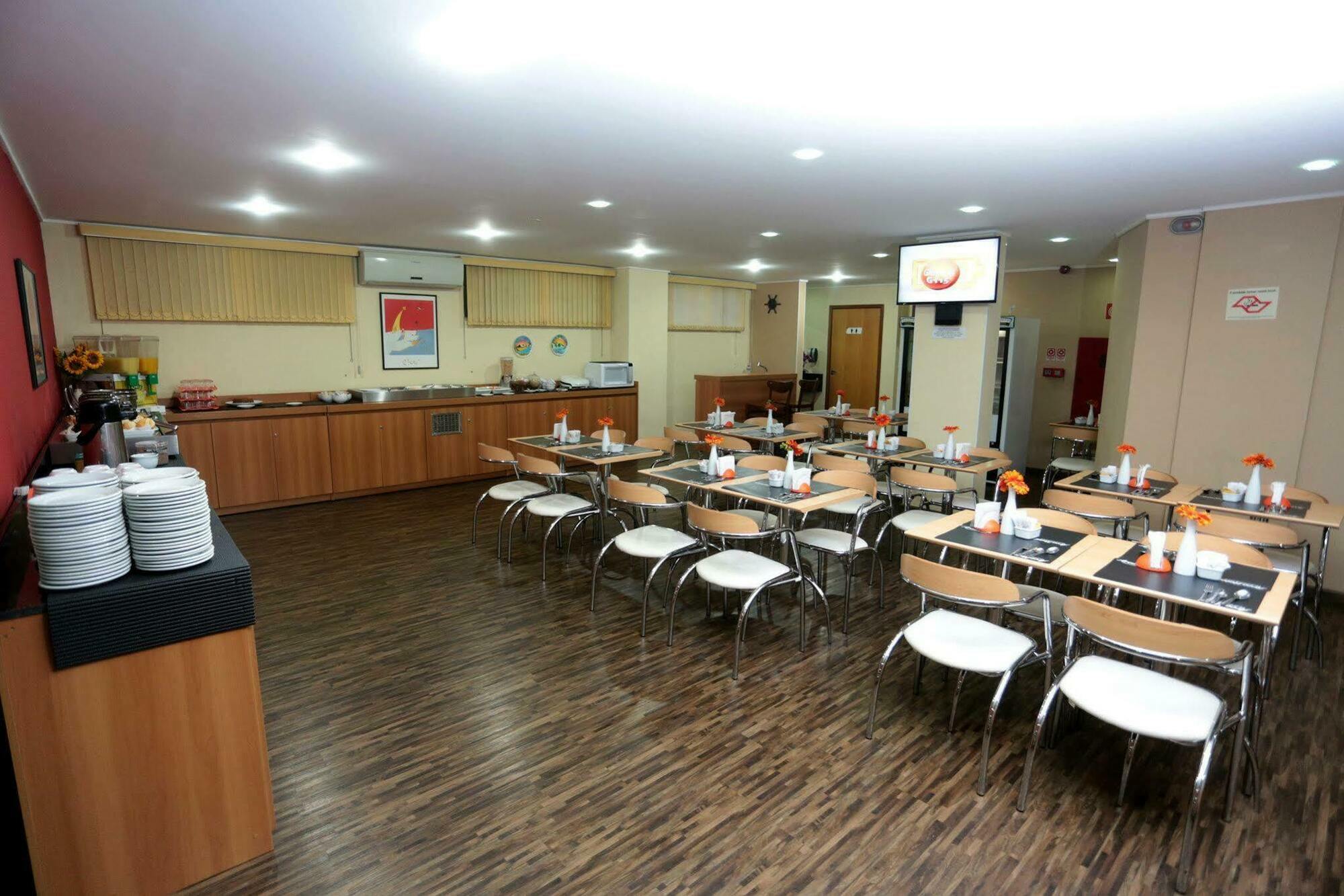 Hotel Dan Inn Sao Carlos By Nacional Inn Bagian luar foto
